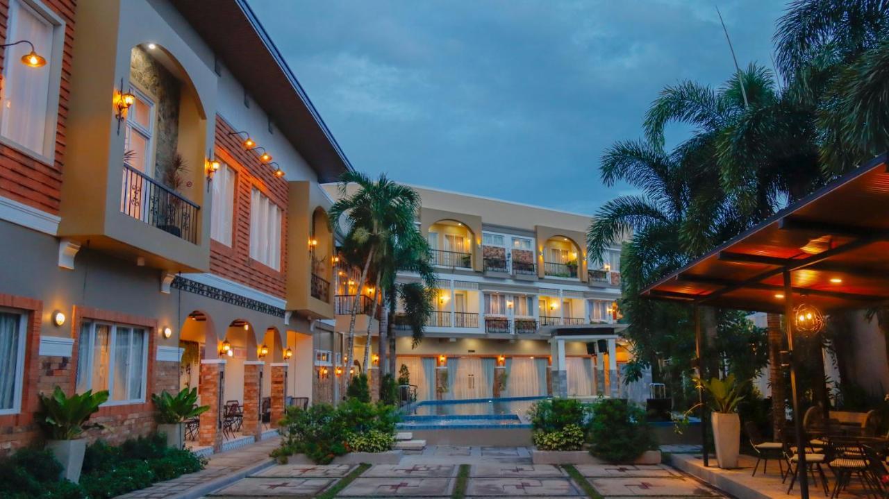 Ragazzi Resort Hotel Naga  Dış mekan fotoğraf
